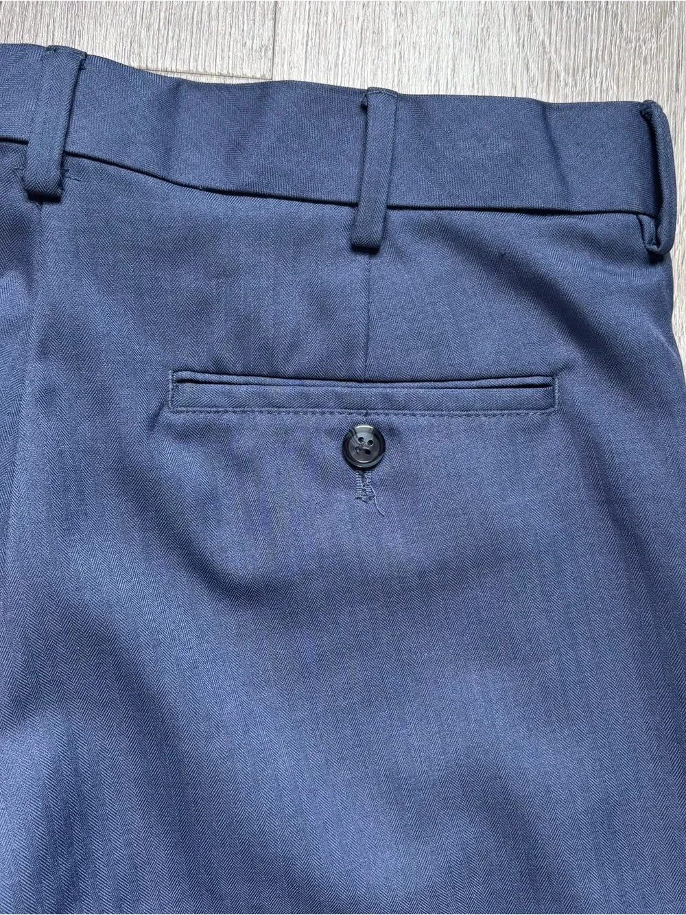 Van Heusen Traveler Slim Fit Flat Front Solid Blue Dress Pants Men's 32x30 -0126